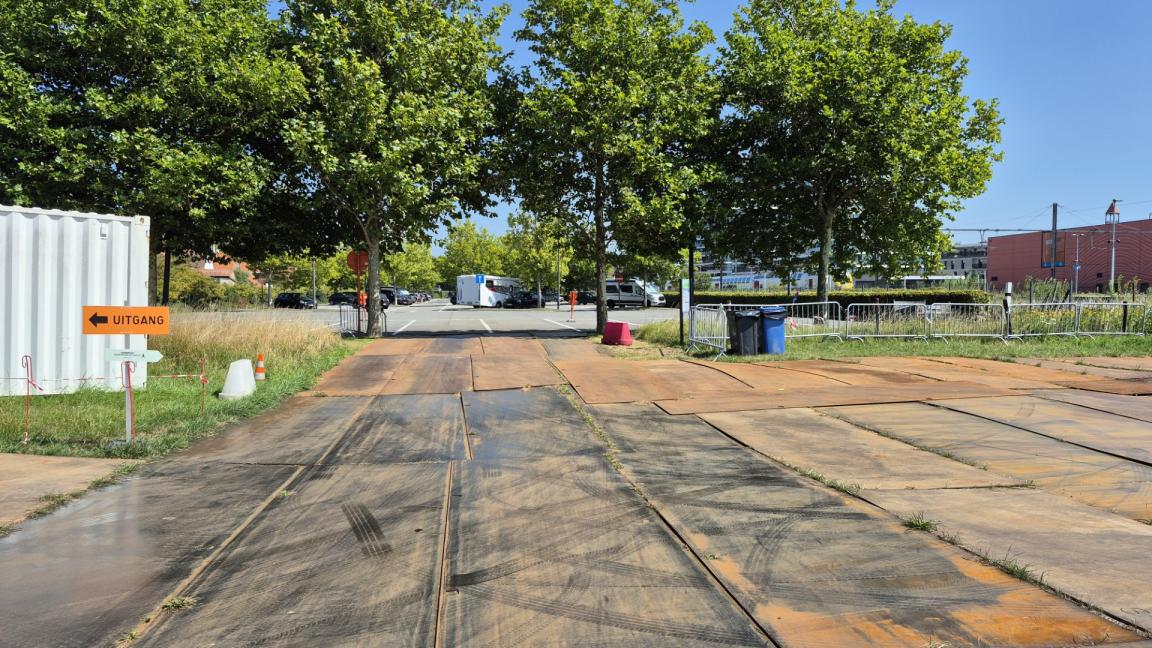 Tijdelijke randparking in Knokkestraat in Knokke-Heist wordt weer weide